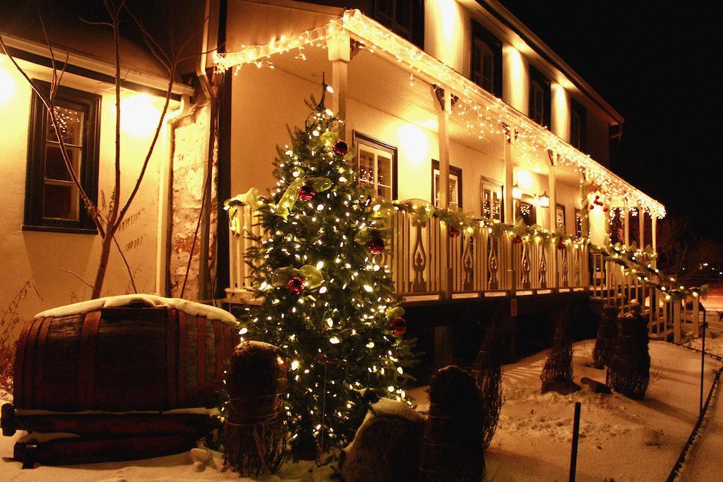 Les Ancetres Auberge & Restaurant St-Pierre-de-l'Île-d'Orléans Eksteriør billede