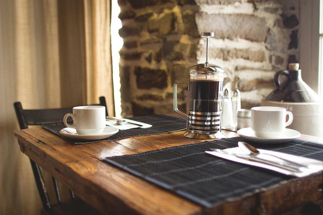 Les Ancetres Auberge & Restaurant St-Pierre-de-l'Île-d'Orléans Eksteriør billede